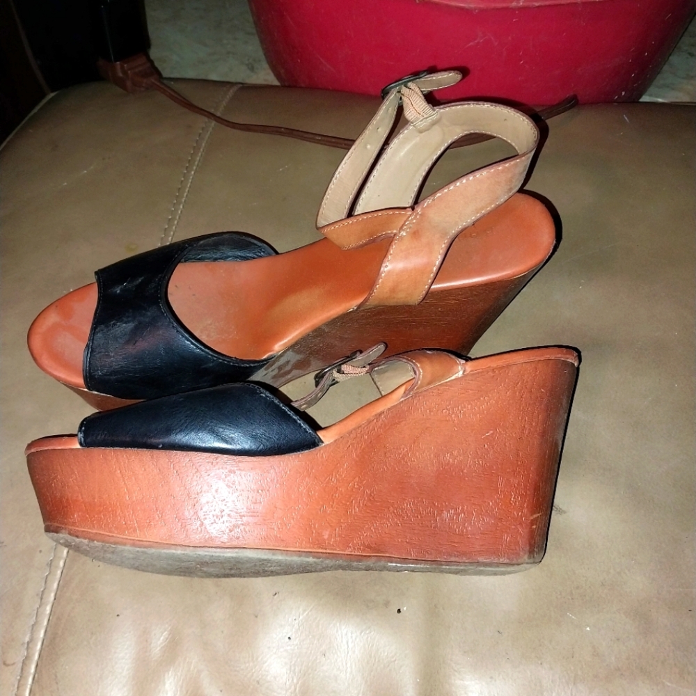 Wedges - Picture 2 of 2